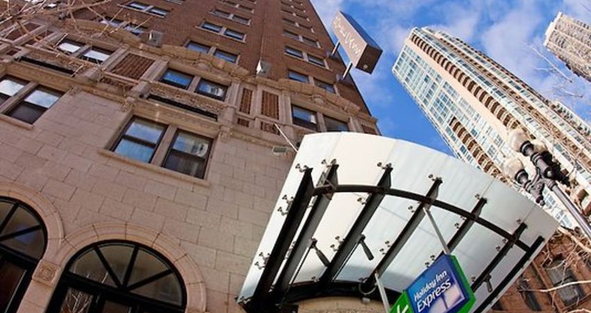 Holiday Inn Express Chicago-Magnificent Mile