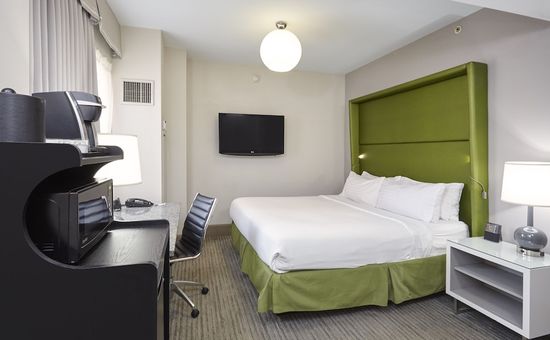Holiday Inn Express Chicago-Magnificent Mile